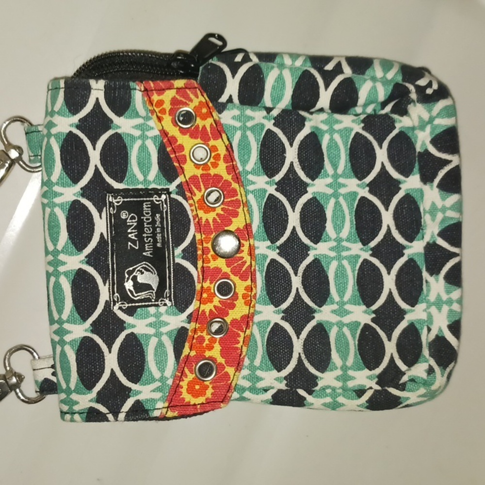 ZAND Amsterdam small crossbody canvas bag - adjustable strap - green/black - Picture 2 of 4